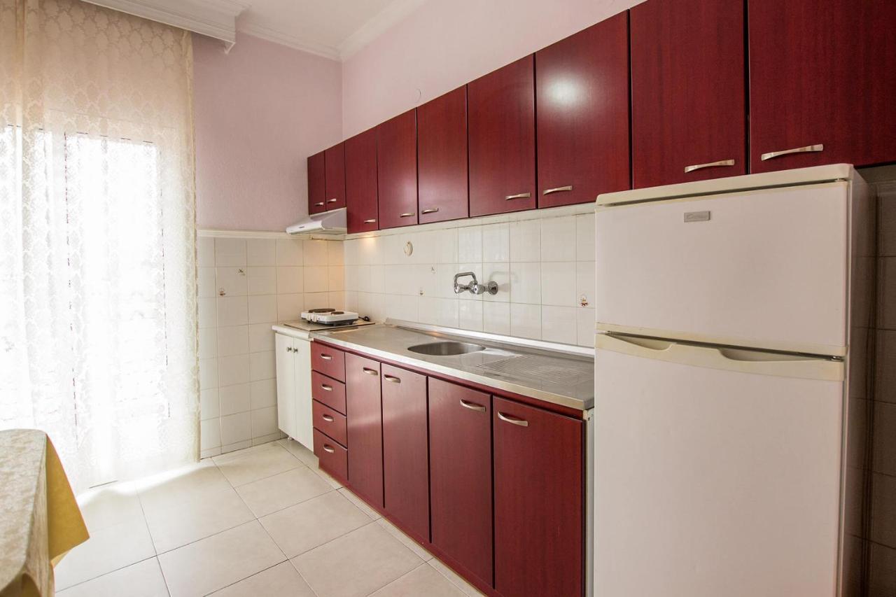 George Laz Rooms Vrasná Esterno foto