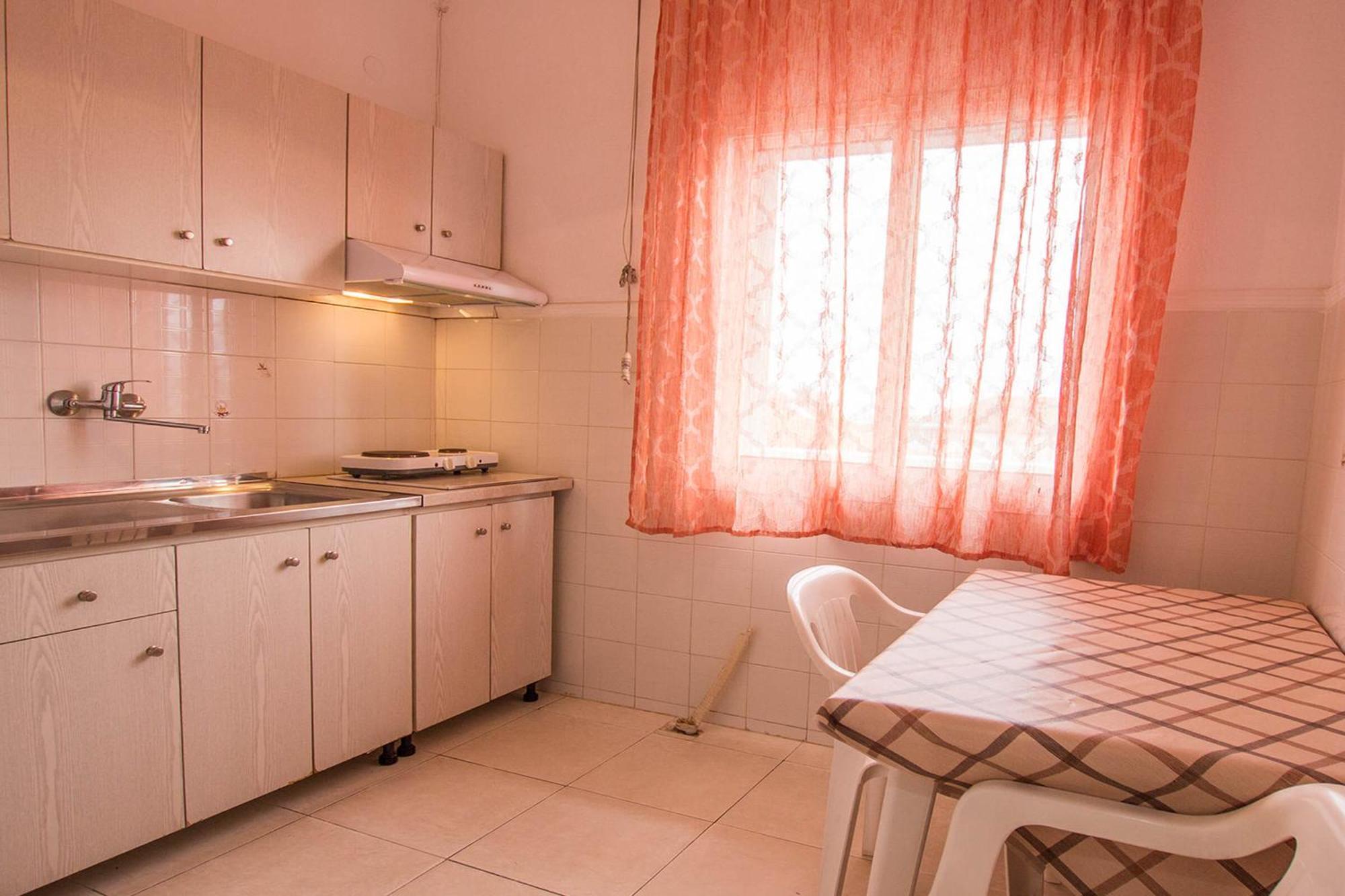 George Laz Rooms Vrasná Esterno foto